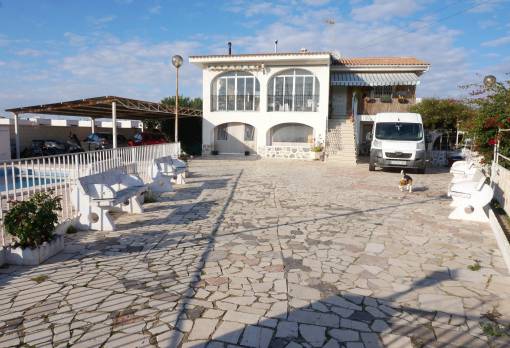 Detached house - Sale - San Fulgencio - Urb. Oasis